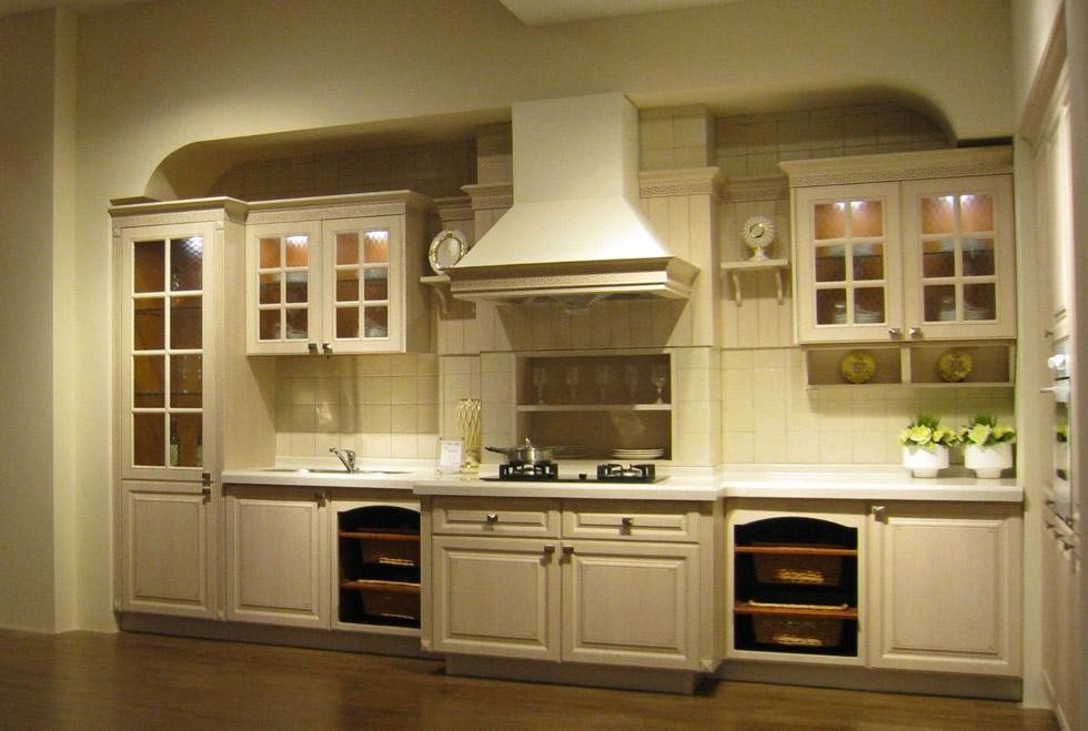 四个厨房橱柜装修设计案例推荐 根据空间合理挑选橱柜